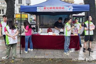 意媒：劳塔罗想和奥斯梅恩一样拿1000万欧年薪，续约可能五月解锁